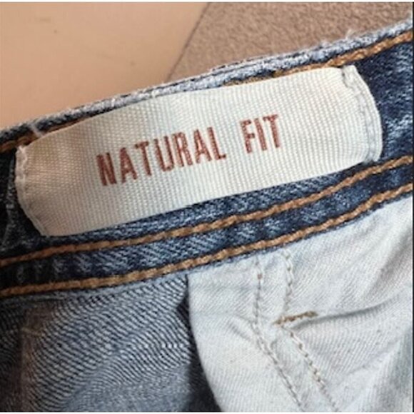 Eddie Bauer Jeans Womens Size 10S Blue Straight Denim Natural Fit Casual - Picture 10 of 13